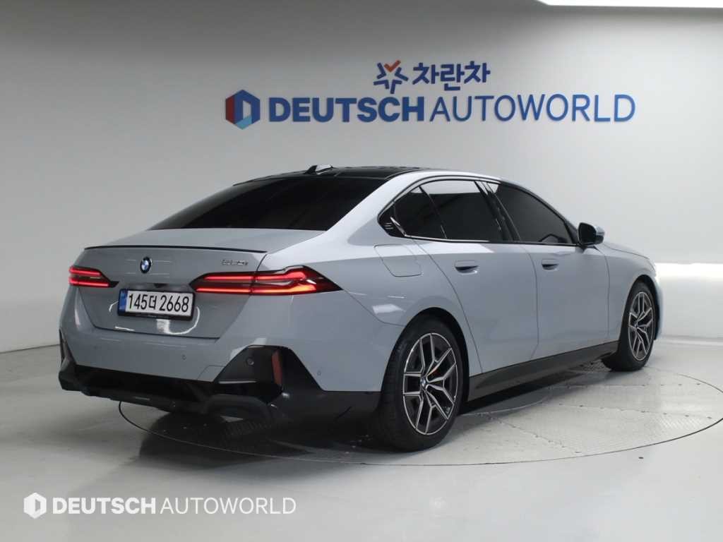 BMW 5시리즈 5시리즈 (G60) 520i 스페셜 에디션 이미지 2