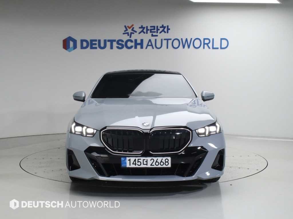 BMW 5시리즈 5시리즈 (G60) 520i 스페셜 에디션 이미지 3