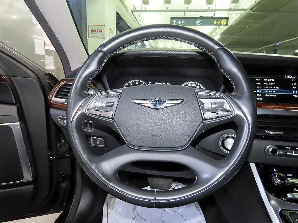 제네시스 EQ900 3.8 GDI AWD 프리미엄 럭셔리 이미지 8