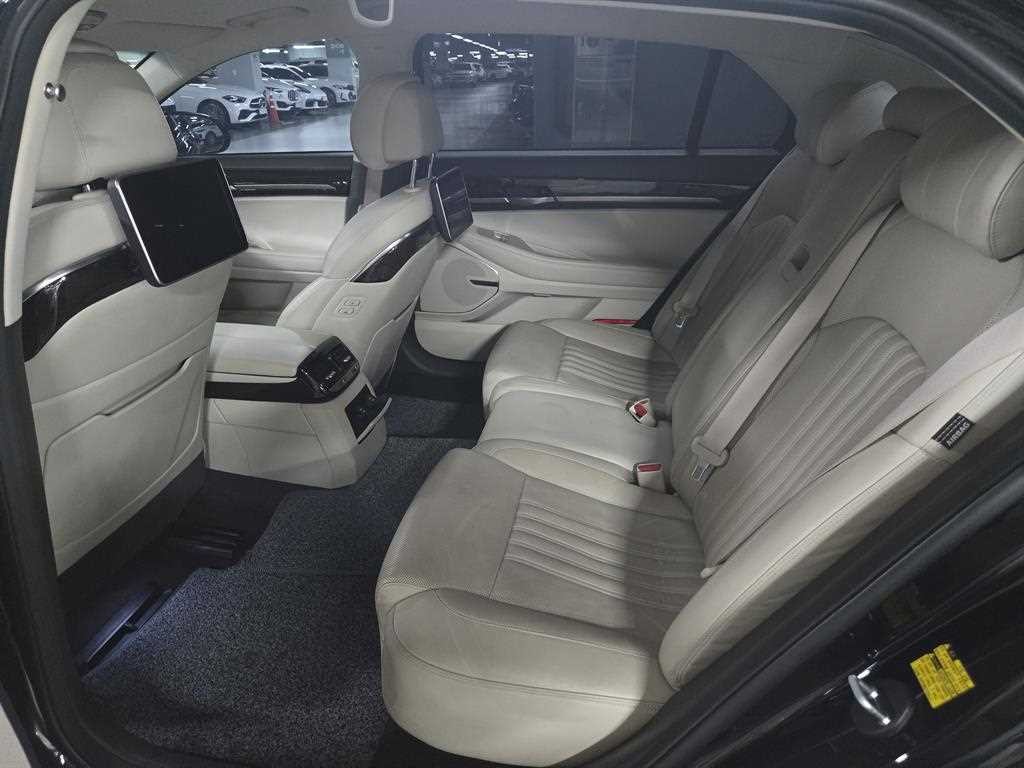 제네시스 EQ900 3.8 GDI AWD 프리미엄 럭셔리 이미지 7