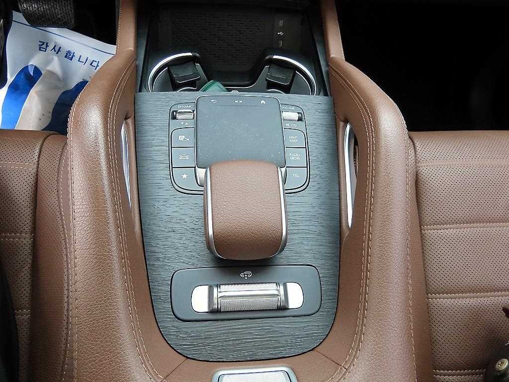 벤츠 GLE 클래스 GLE 클래스 W167 GLE 450 4MATIC 이미지 11