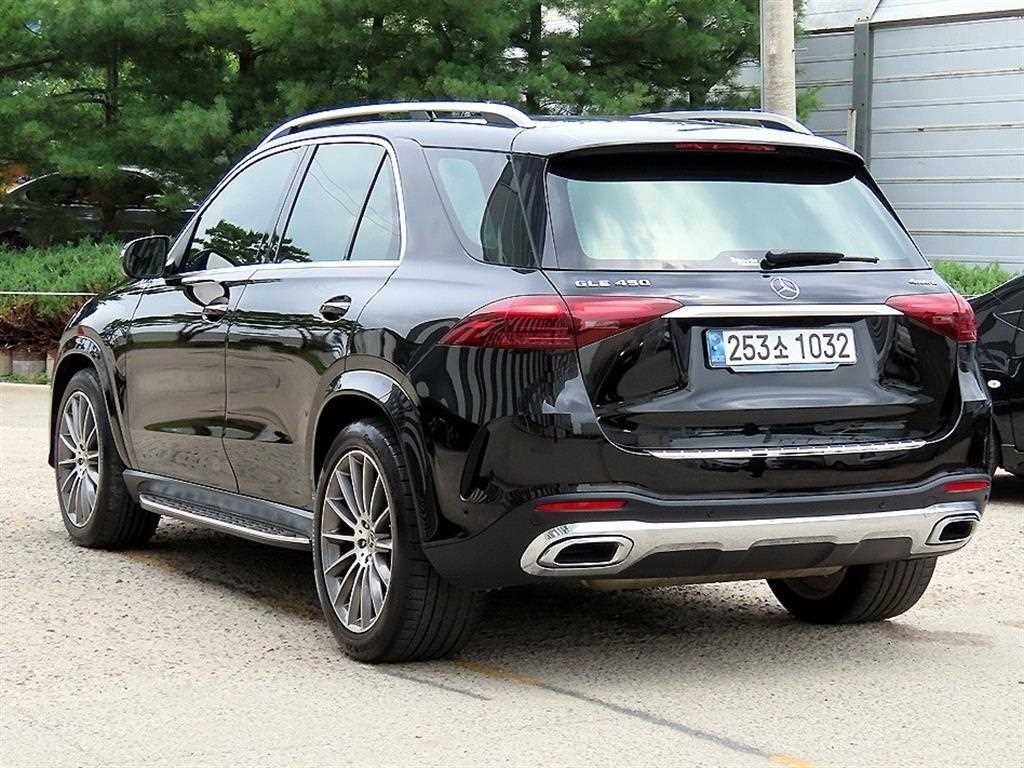 벤츠 GLE 클래스 GLE 클래스 W167 GLE 450 4MATIC 이미지 3