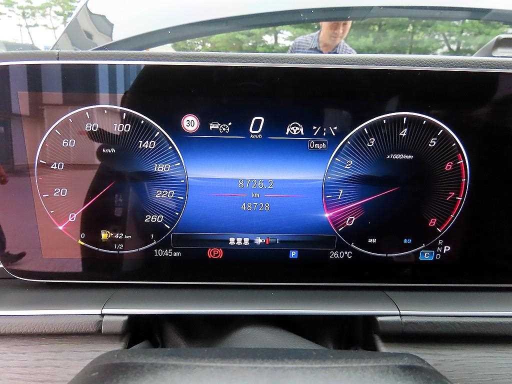 벤츠 GLE 클래스 GLE 클래스 W167 GLE 450 4MATIC 이미지 9