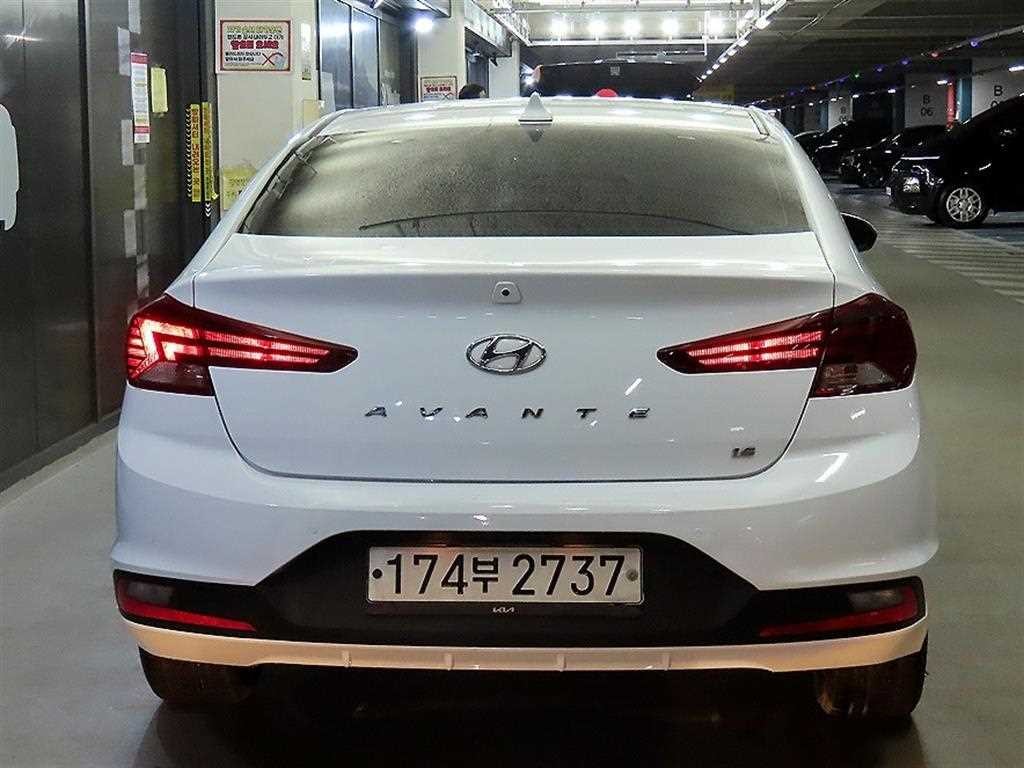 현대 아반떼 더 뉴 아반떼 AD 1.6 스타일 이미지 5