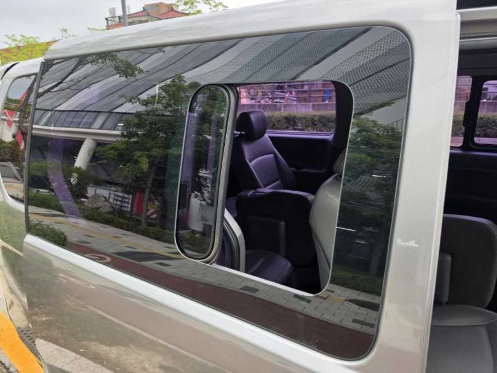 현대 스타렉스 그랜드 스타렉스 12인승 왜건 4WD 모던 이미지 10