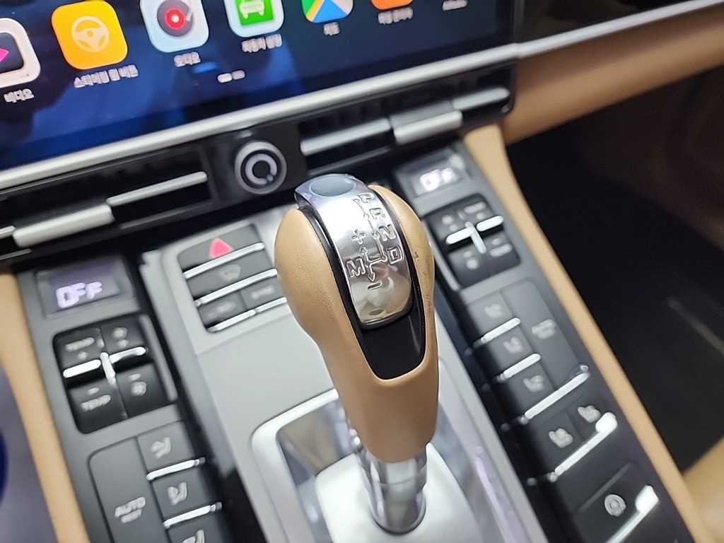 포르쉐 파나메라 3.0 디젤 에디션 이미지 8