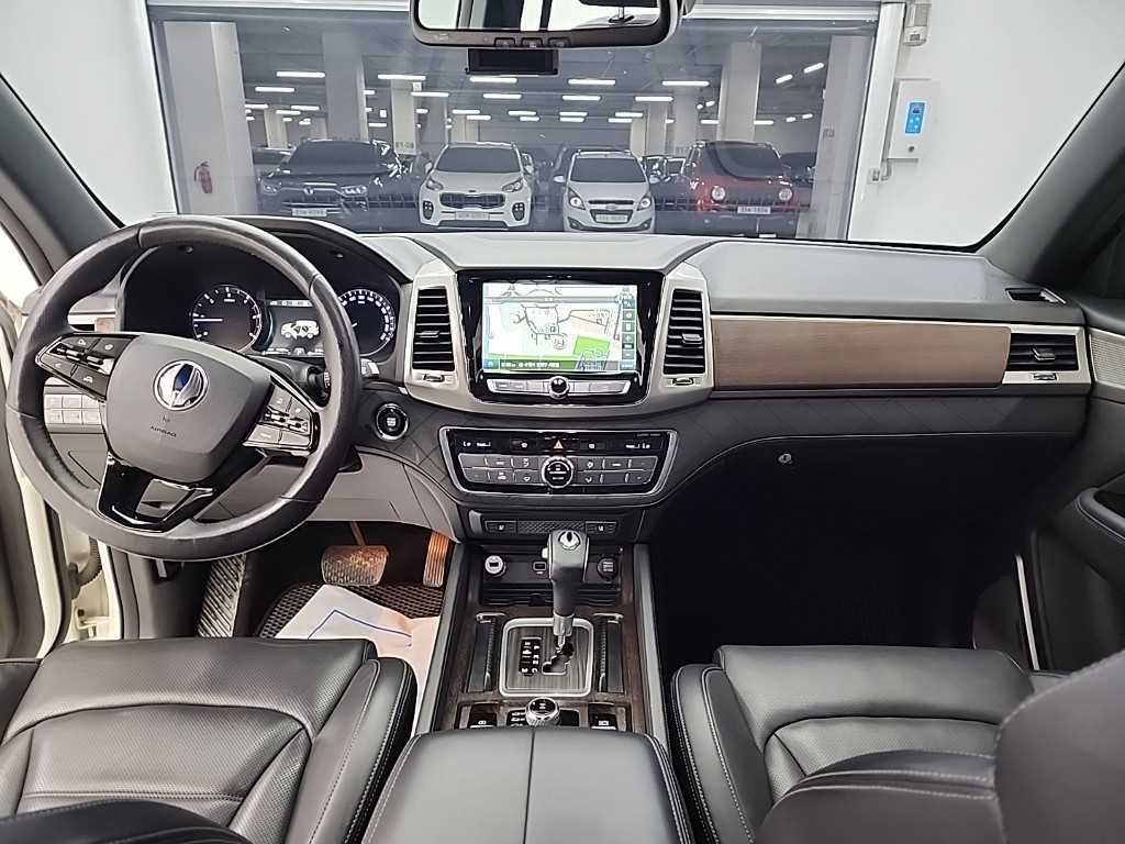 KG모빌리티(쌍용) 렉스턴 G4렉스턴 디젤 2.2 4WD 마제스티 이미지 7
