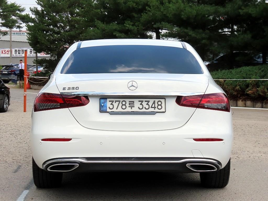 벤츠 E 클래스 E-클래스 W213 E250 아방가르드 이미지 4