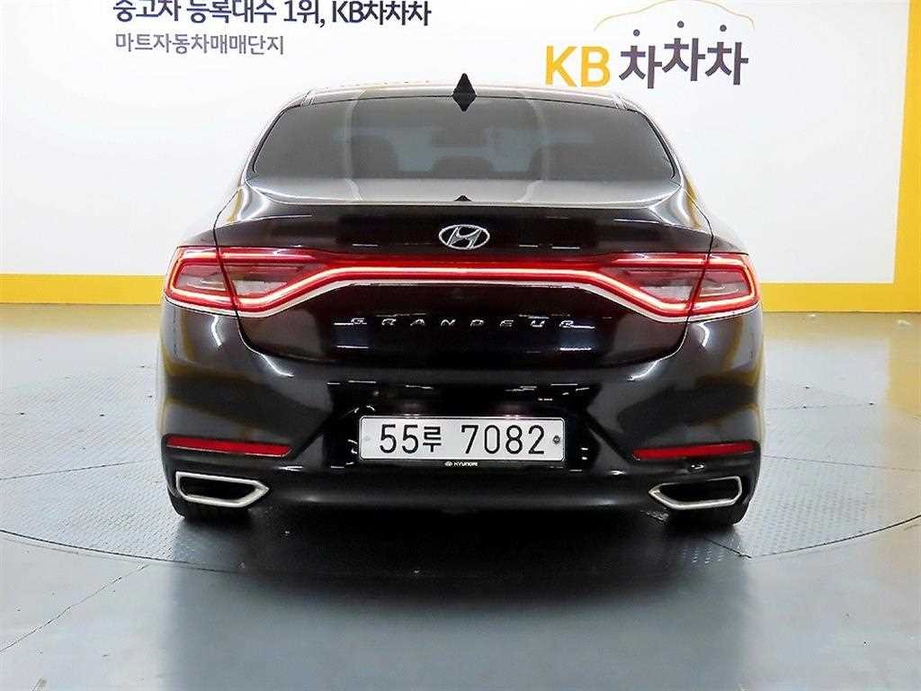 현대 그랜저 그랜저 IG 2.4 GDI 프리미엄 기본형 이미지 3