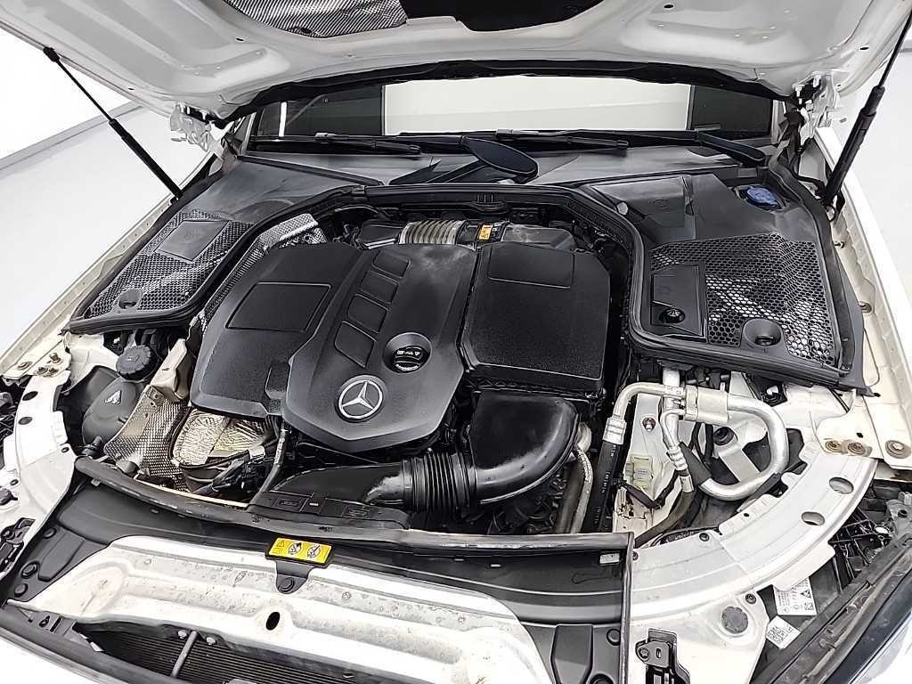 벤츠 C 클래스 C클래스 W205 C220 d 4MATIC 아방가르드 이미지 5
