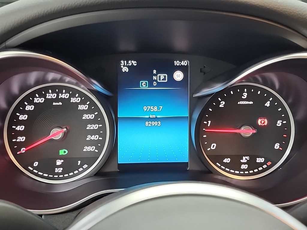 벤츠 C 클래스 C클래스 W205 C220 d 4MATIC 아방가르드 이미지 6