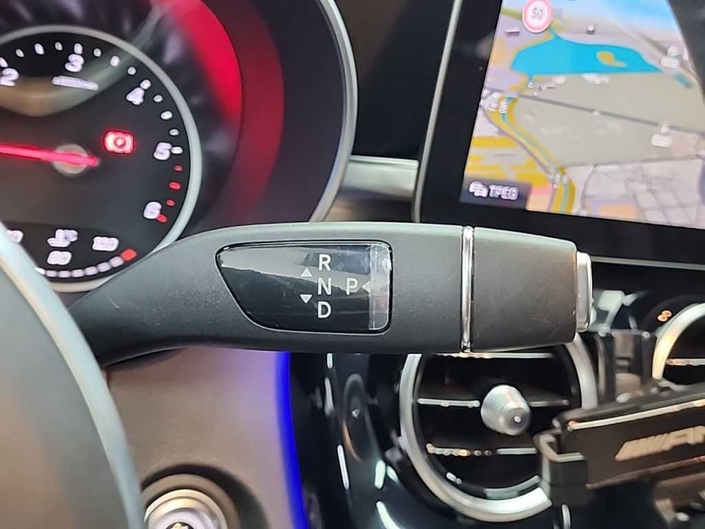 벤츠 C 클래스 C클래스 W205 C220 d 4MATIC 아방가르드 이미지 8