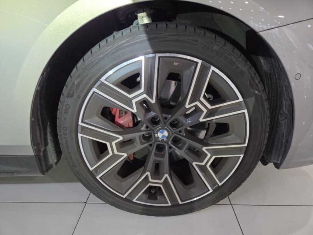 BMW 5시리즈 5시리즈 (G60) 530i xDrive M 스포츠 프로 스페셜 에디션 이미지 4