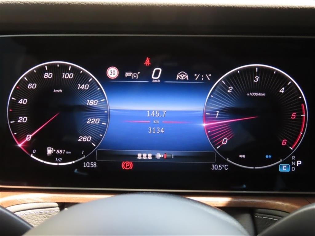 벤츠 G 클래스(G 바겐) G클래스 W465 G450 d 이미지 5