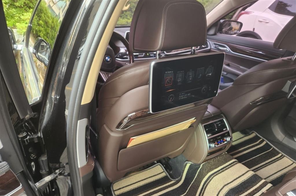 BMW 7시리즈 7시리즈 (G11) 740Ld xDrive 이미지 10