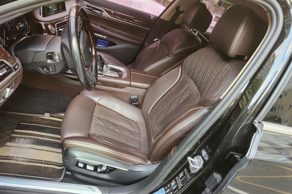 BMW 7시리즈 7시리즈 (G11) 740Ld xDrive 이미지 11
