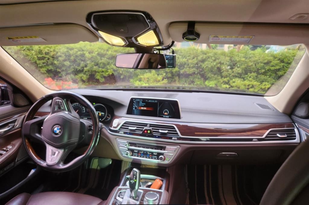 BMW 7시리즈 7시리즈 (G11) 740Ld xDrive 이미지 8