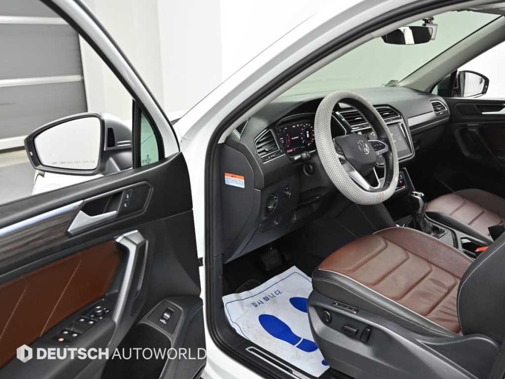 폭스바겐 티구안 티구안 올스페이스 2.0 TSI 프레스티지 이미지 11