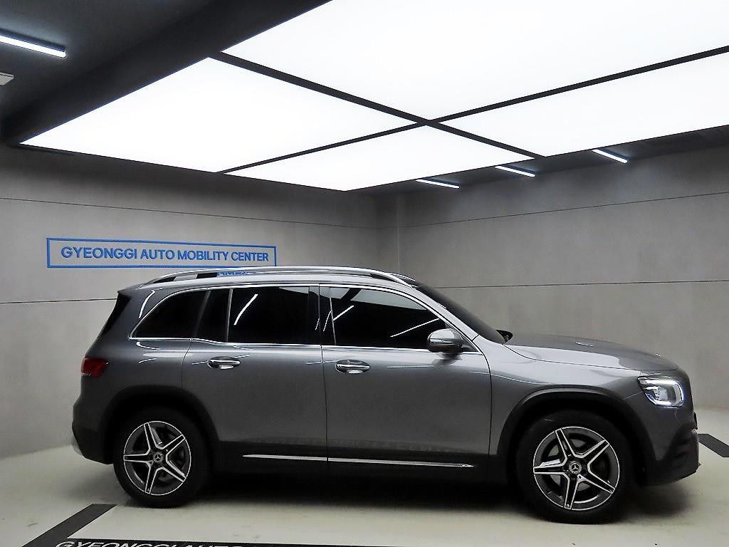 벤츠 GLB 클래스 GLB클래스 X247 GLB 250 4MATIC 이미지 2