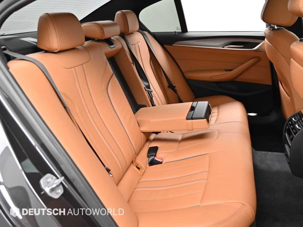 BMW 5시리즈 5시리즈 (G30) 530i xDrive M 스포츠 플러스 이미지 12