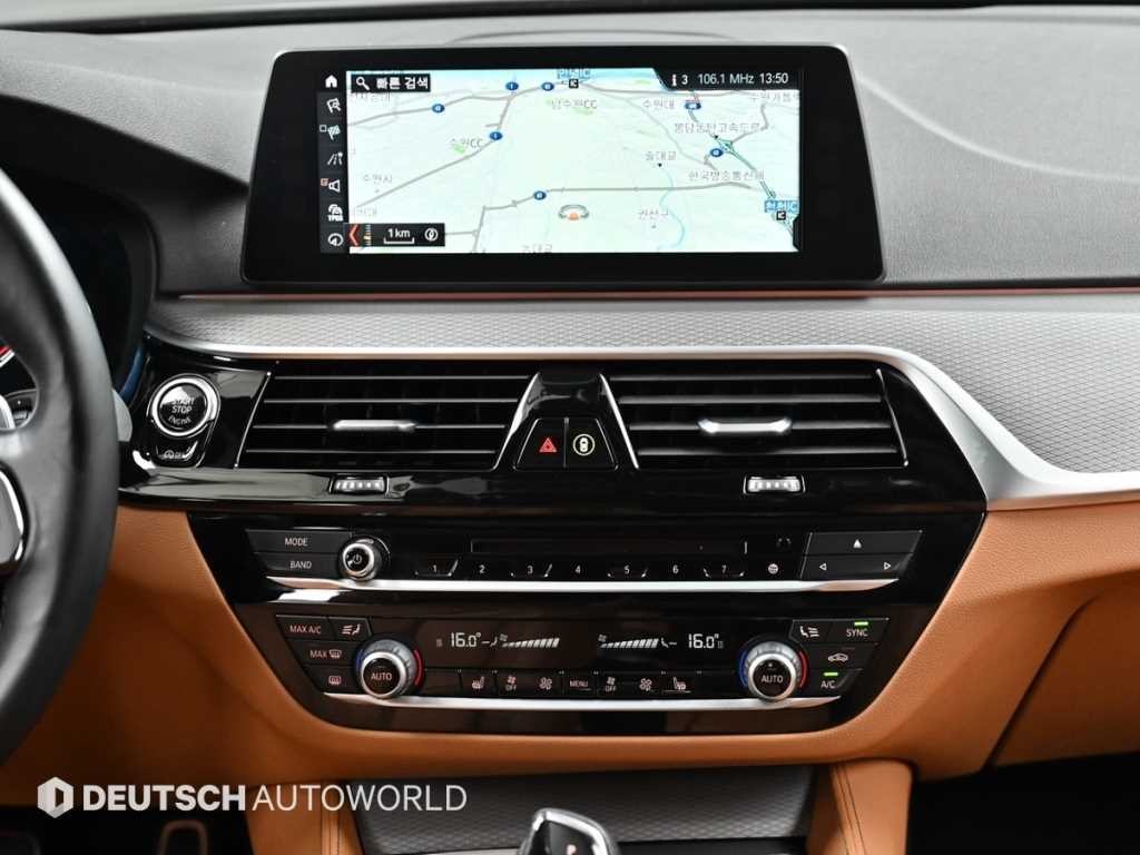 BMW 5시리즈 5시리즈 (G30) 530i xDrive M 스포츠 플러스 이미지 14