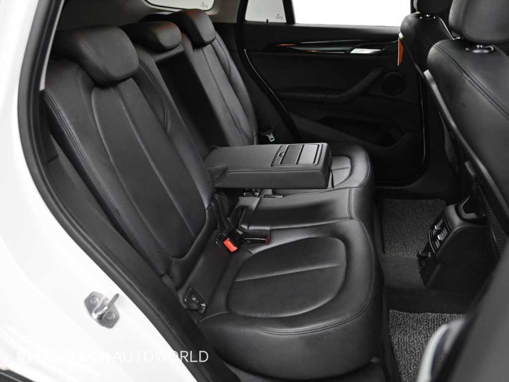 BMW X1 X1 (F48) xDrive 18d 이미지 12