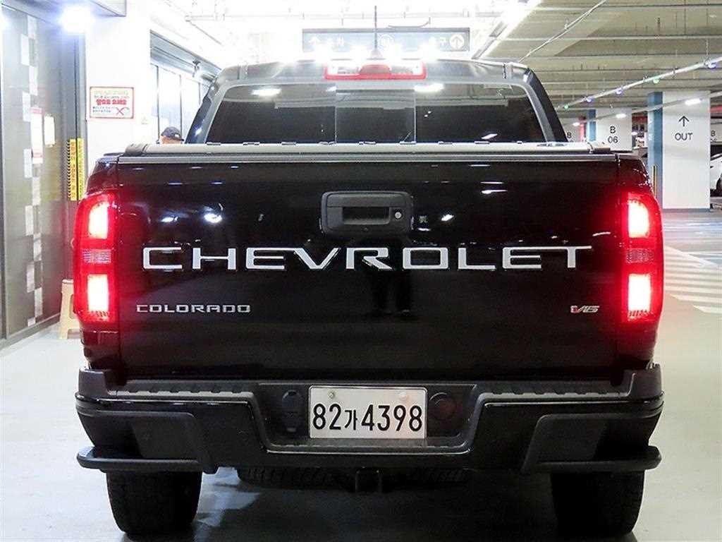 쉐보레 콜로라도 리얼 뉴 콜로라도 3.6 Z71-X 미드나잇 4WD 이미지 5