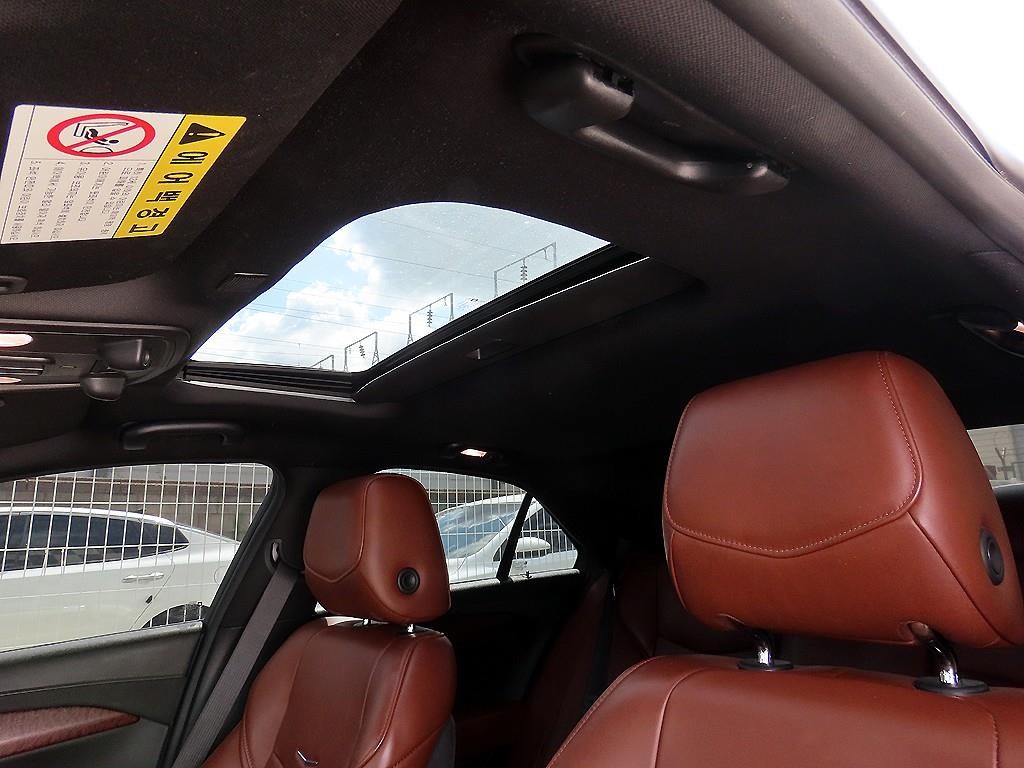 캐딜락 ATS 2.0 프리미엄 2WD 이미지 18
