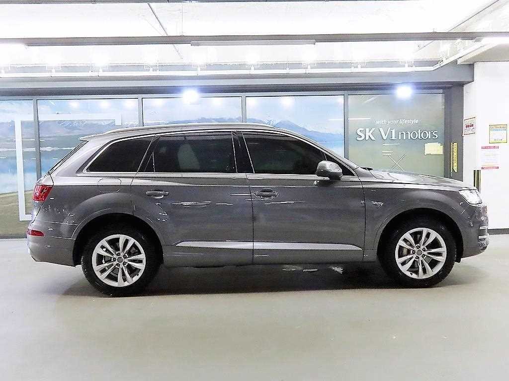 아우디 Q7 Q7 (4M) 45 TFSI 콰트로 이미지 3