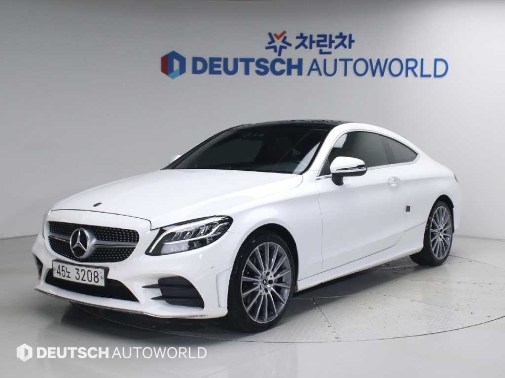 벤츠 C 클래스 C클래스 W205 C220 d 4MATIC 쿠페 이미지 1