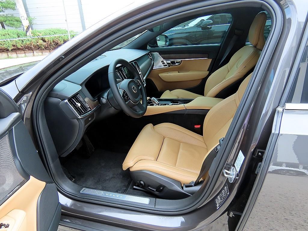 볼보 S90 B5 얼티메이트 브라이트 이미지 5