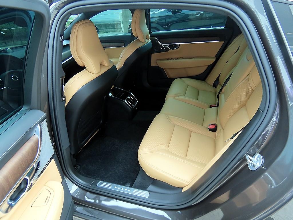 볼보 S90 B5 얼티메이트 브라이트 이미지 6