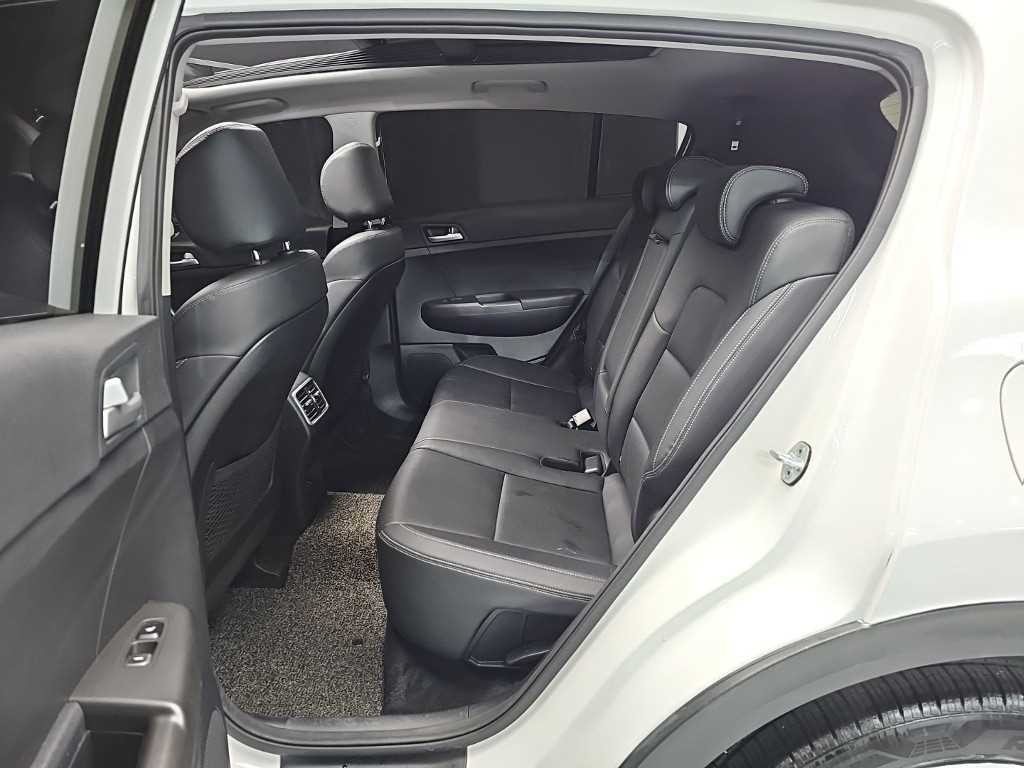 기아 스포티지 스포티지 더 볼드 2.0 가솔린 2WD 프레스티지 이미지 12