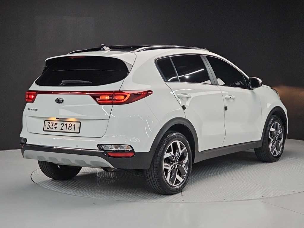 기아 스포티지 스포티지 더 볼드 2.0 가솔린 2WD 프레스티지 이미지 4