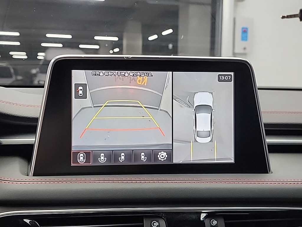 제네시스 G70 3.3T 스포츠 AWD 슈프림 이미지 17