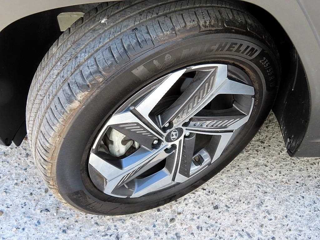 현대 투싼 투싼 (NX4) 가솔린 1.6 터보 2WD 인스퍼레이션 이미지 20