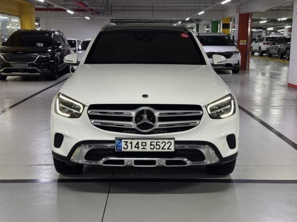 벤츠 GLC 클래스 GLC클래스 X253 GLC 300 e 4MATIC 이미지 1