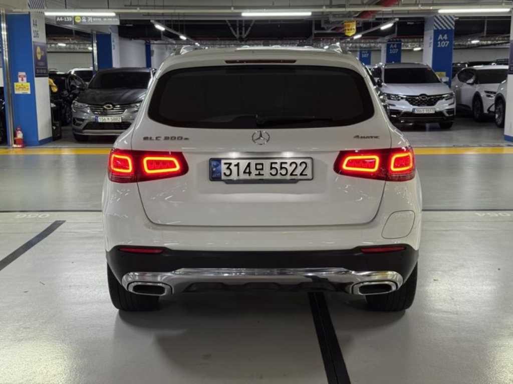 벤츠 GLC 클래스 GLC클래스 X253 GLC 300 e 4MATIC 이미지 5