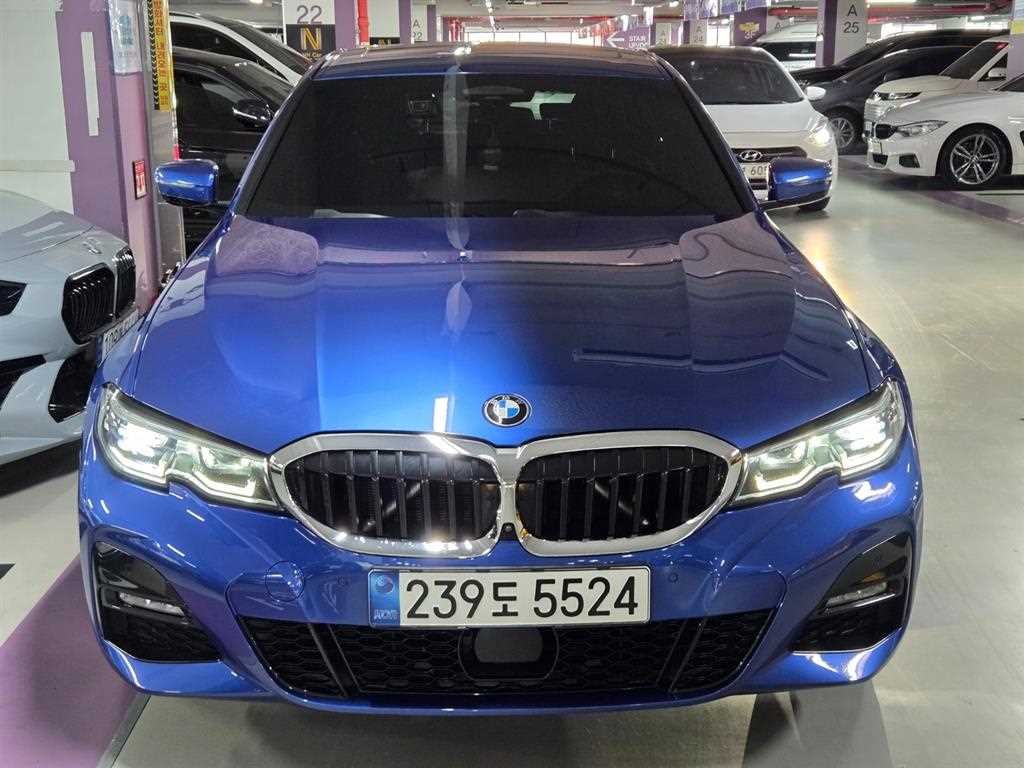BMW 3시리즈 3시리즈 (G20) 320i M 스포츠 이미지 2