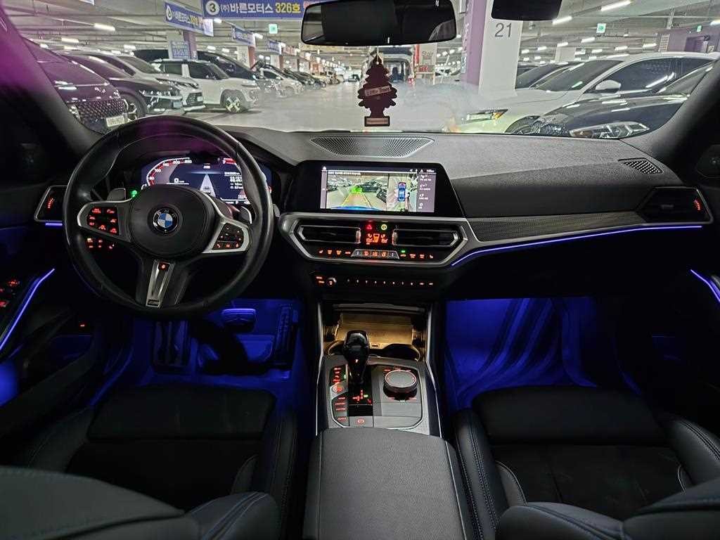 BMW 3시리즈 3시리즈 (G20) 320i M 스포츠 이미지 7