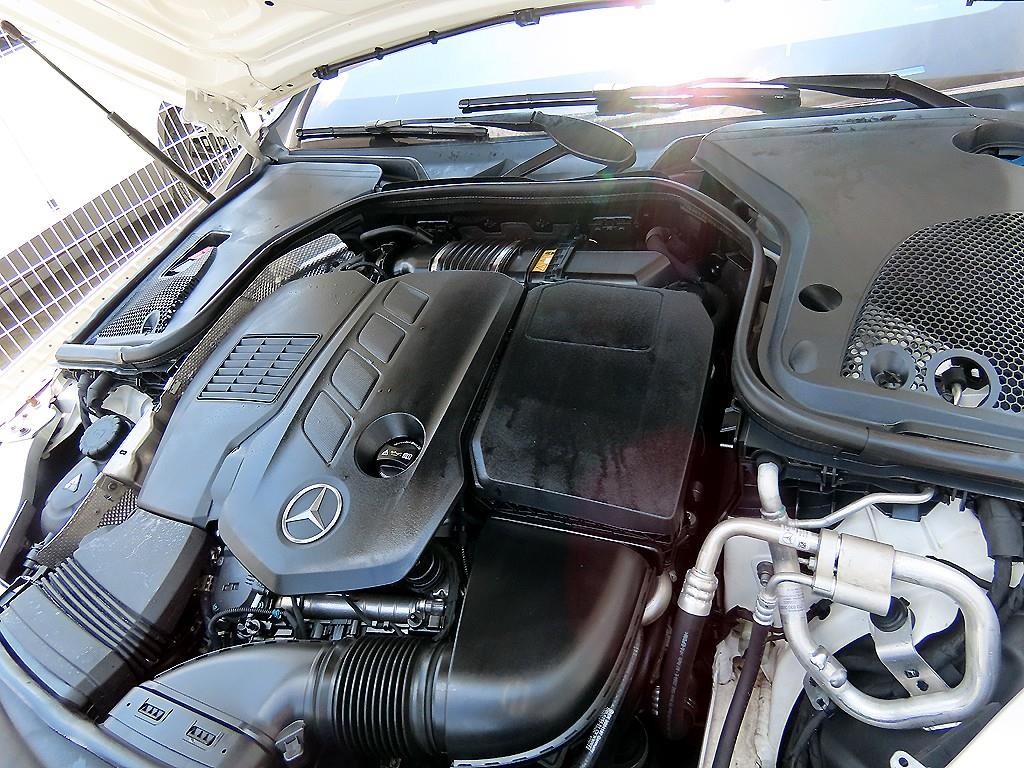 벤츠 CLS 클래스 CLS클래스 C257 CLS 300d AMG Line 이미지 19