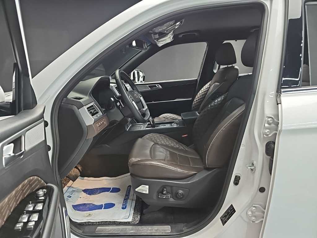 KG모빌리티(쌍용) 렉스턴 올 뉴 렉스턴 (Y450) 디젤 2.2 4WD 시그니처 이미지 11
