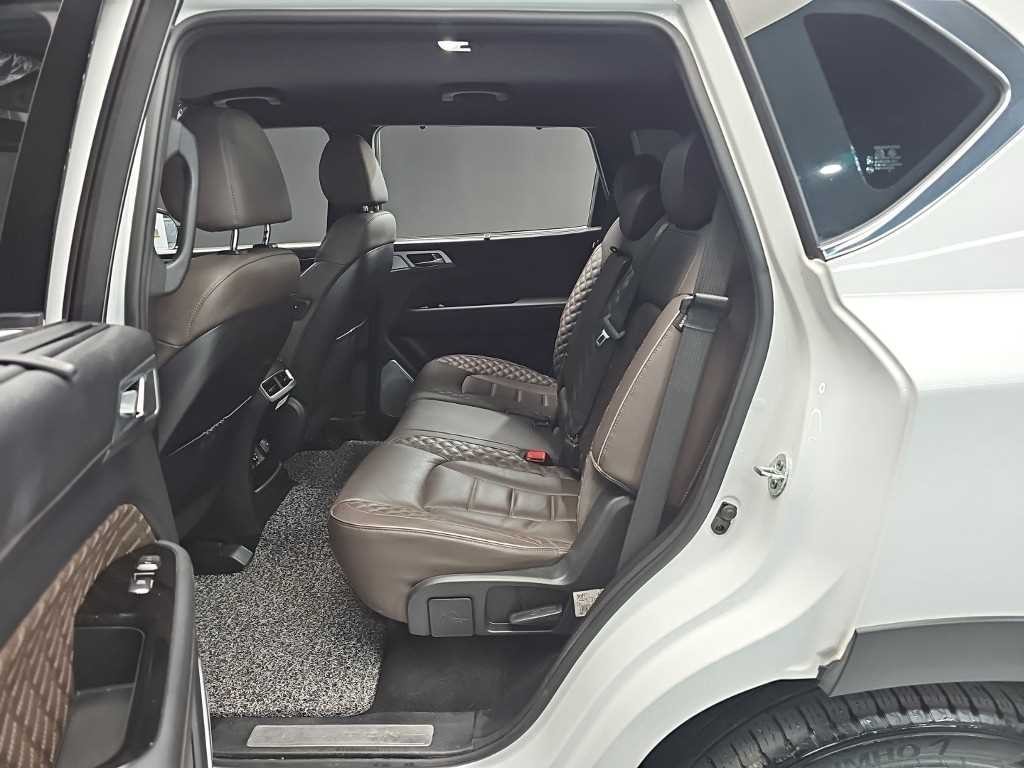 KG모빌리티(쌍용) 렉스턴 올 뉴 렉스턴 (Y450) 디젤 2.2 4WD 시그니처 이미지 12