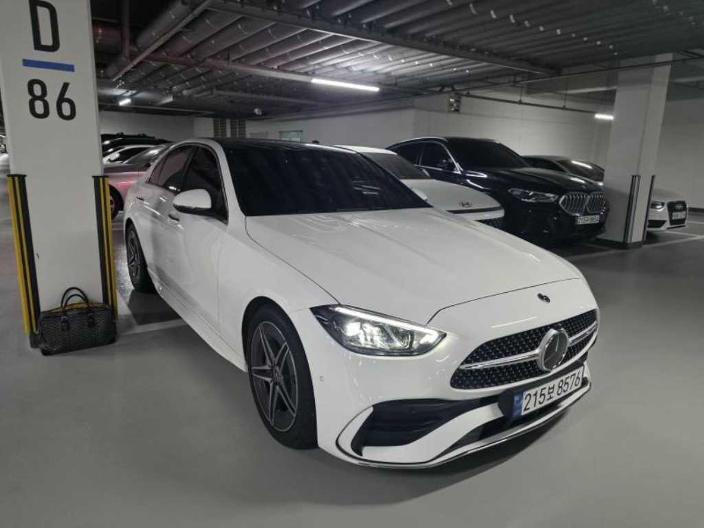 벤츠 C 클래스 C클래스 W206 C200 AMG 라인 이미지 2