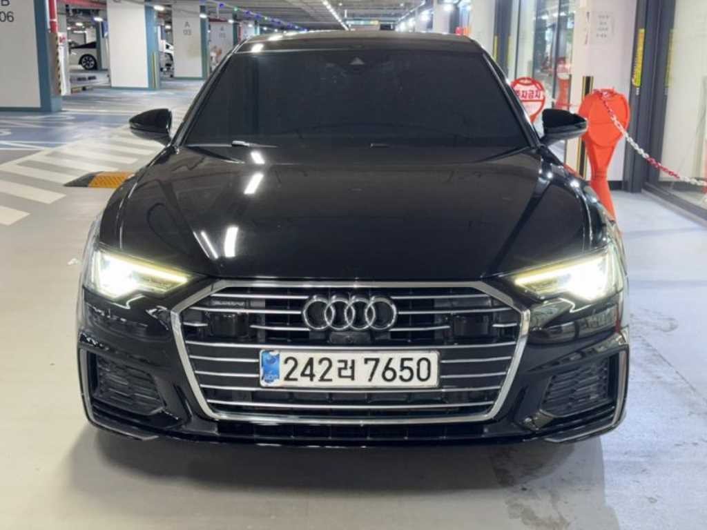 아우디 A6 A6 (C8) 45 TFSI 콰트로 프리미엄 이미지 1