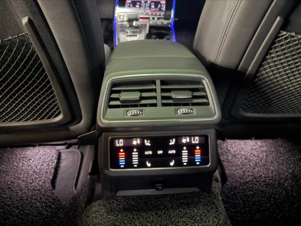아우디 A6 A6 (C8) 45 TFSI 콰트로 프리미엄 이미지 17