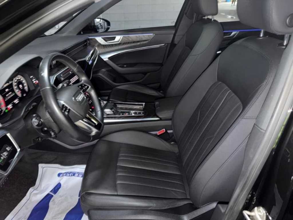 아우디 A6 A6 (C8) 45 TFSI 콰트로 프리미엄 이미지 6