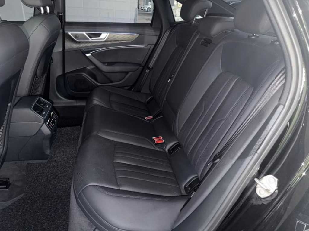 아우디 A6 A6 (C8) 45 TFSI 콰트로 프리미엄 이미지 7