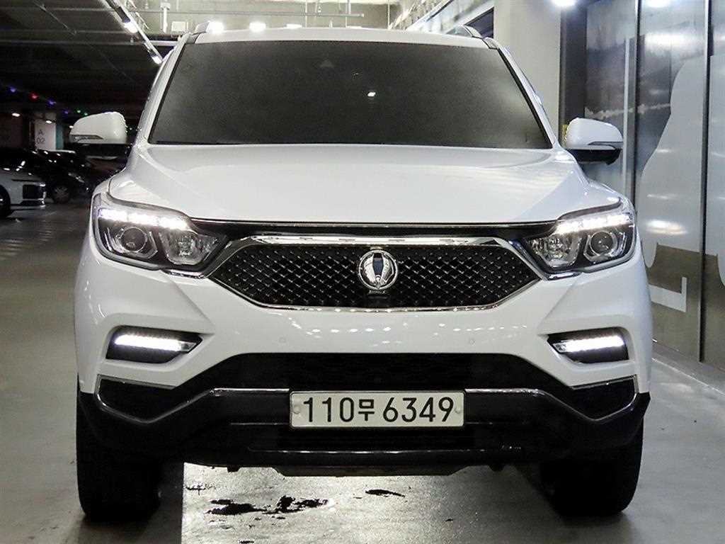 KG모빌리티(쌍용) 렉스턴 G4렉스턴 디젤 2.2 2WD 유라시아 에디션 이미지 2