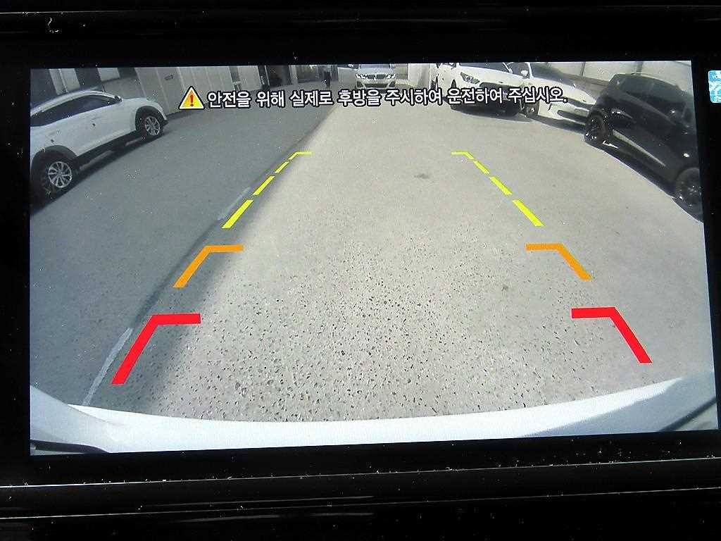 KG모빌리티(쌍용) 티볼리 베리 뉴 티볼리 2WD 가솔린 1.5 V3 이미지 16